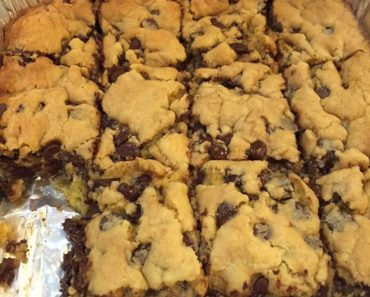 Lazy Chocolate Chip Cookie Bars